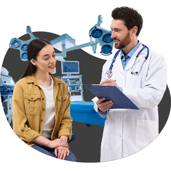 Provider talks with patient, showing Vee Healthtek’s dedicated risk adjustment, HCC coding,  and clinical coding experts.